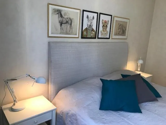 Stylish & Light 2 Room Apartment In Sofo, 60Sqm Stockholm