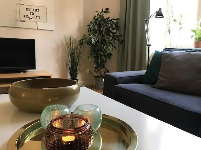 Stylish & Light 2 Room Apartment In Sofo, 60Sqm Stockholm