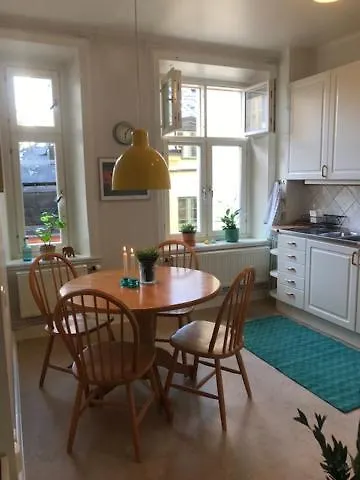 Stylish & Light 2 Room Apartment In Sofo, 60Sqm Stockholm
